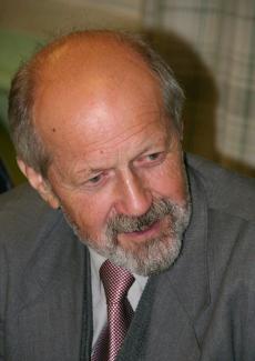  Владимиров Юрий Сергеевич, д.ф.-м.н. профессор, Вице-президент Российского гравитационного общества